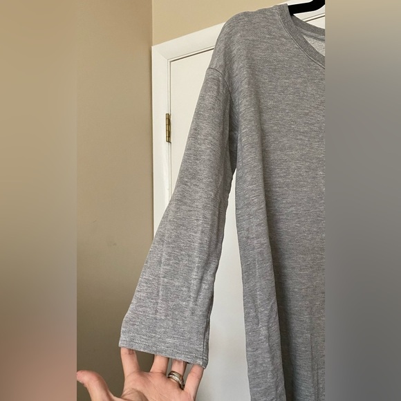 Soft Joie Asymmetric Hem Pullover Size XS - Picture 2 of 5